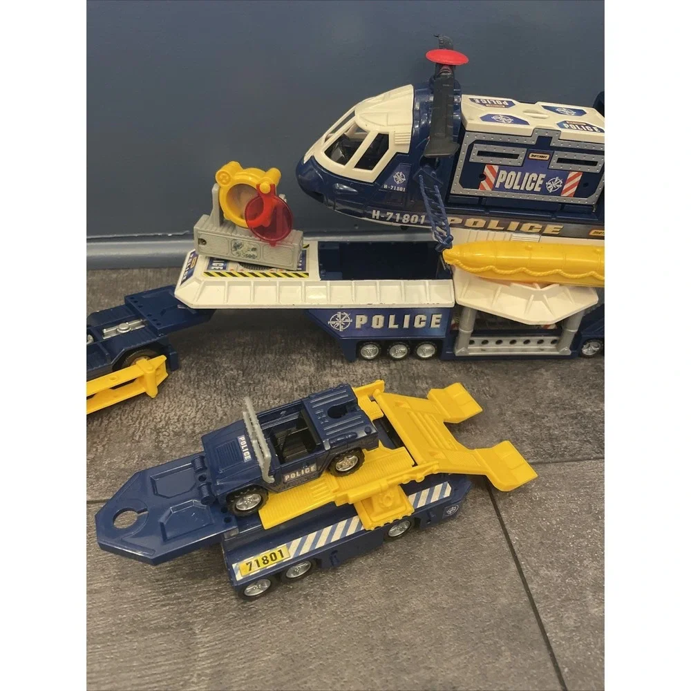 1998 Matchbox Mega Rig Police Command Center - Incomplete - Picture 3 of 12